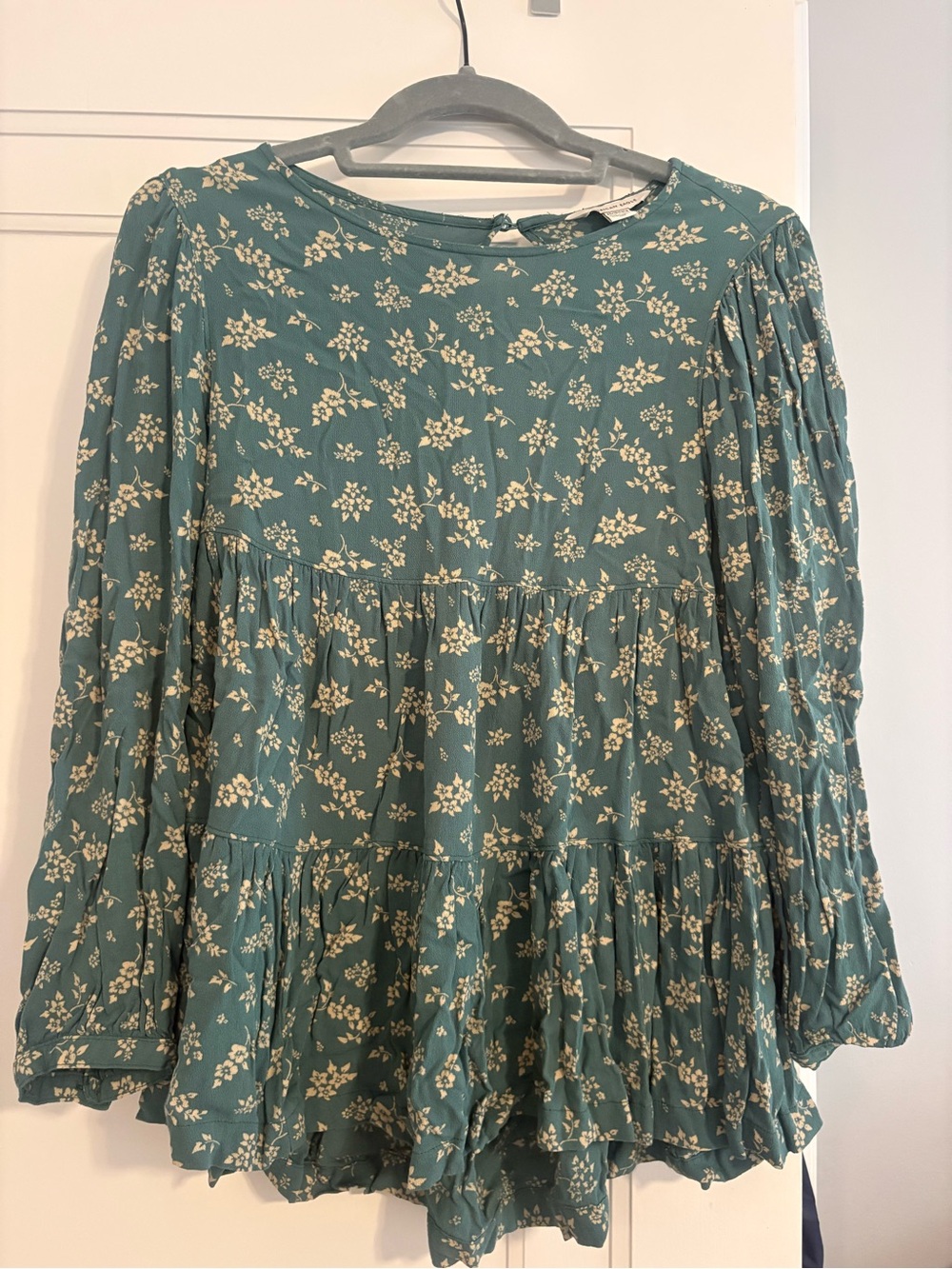 American Eagle Outfitters Teal Floral Long-Sleeve Peplum Blouse